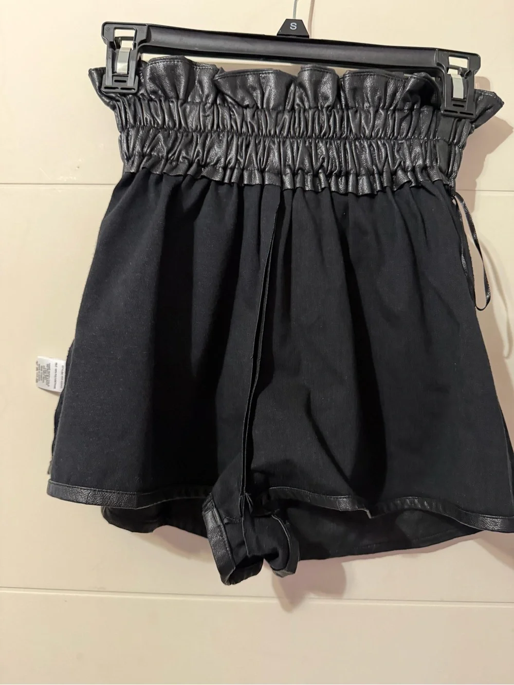 Skylar + Madison stylish black